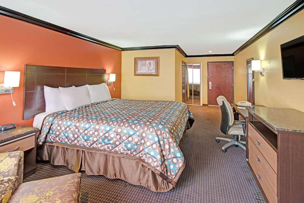 Quality & Hotel 2*